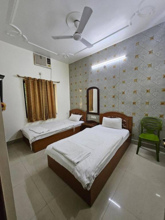 Lucky Guest House in Gaya