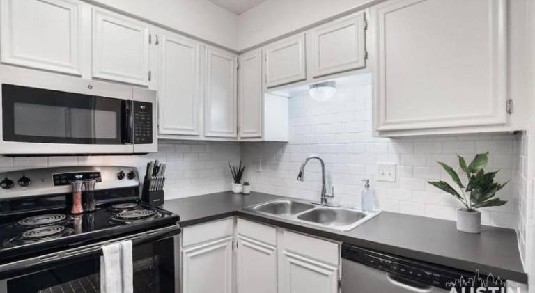 Beautiful rental apartment | Perfect for remote work | Pet-friendly — photo 4