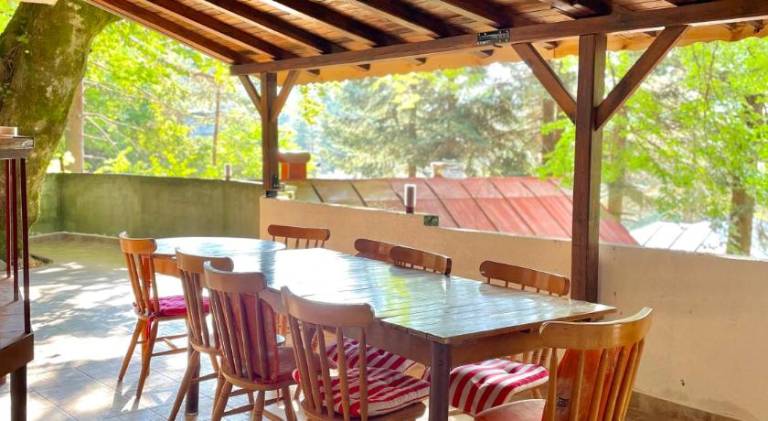 Villa with 5 rooms for 12 persons — photo 4