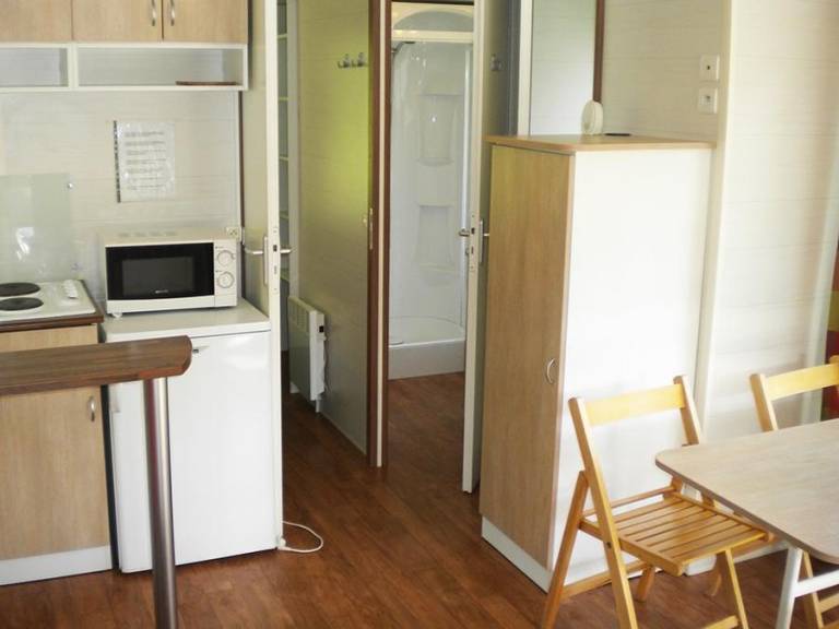 Mobile home with patio & pool — photo 5