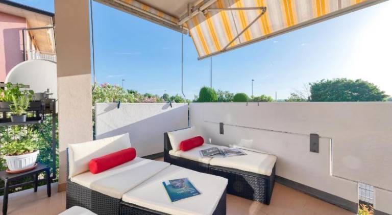 Beautiful holiday apartment with pool | Pet-friendly — photo 4