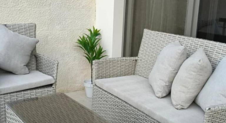 Rental apartment with pool, terrace & garden — photo 5