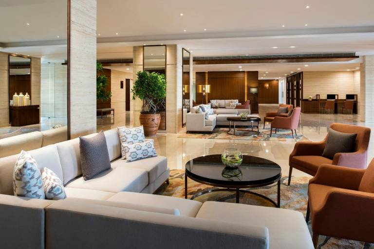 Serviced apartment with garden, terrace & pool | Perfect for remote work | Pet-friendly — photo 2
