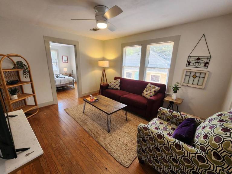 Apartment with yard in Houston, TX