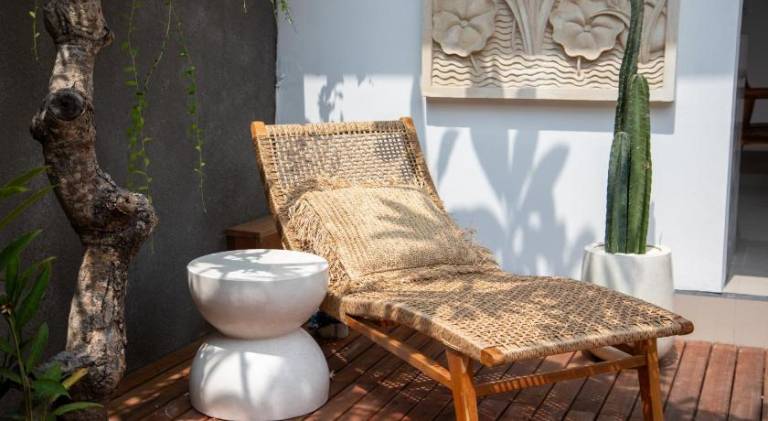 Family-friendly villa with barbeque, private pool & garden | Perfect for remote work | Pets allowed — photo 3