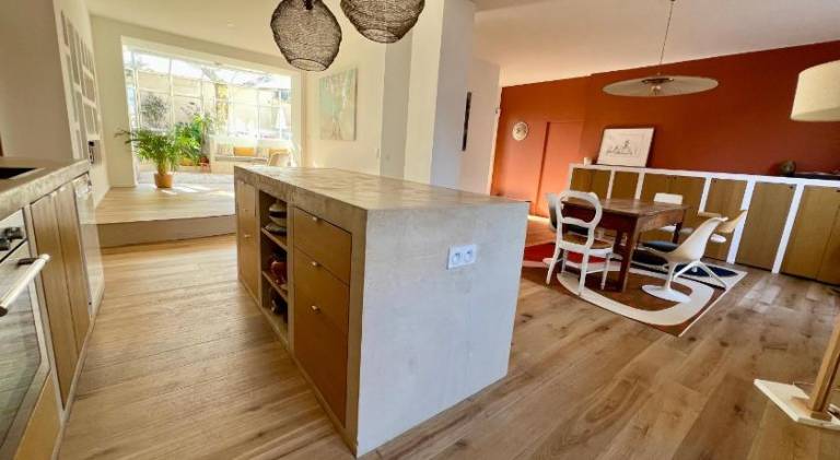 Bord de mer, magnifique appartement de 150m2 avec jardin — photo 3
