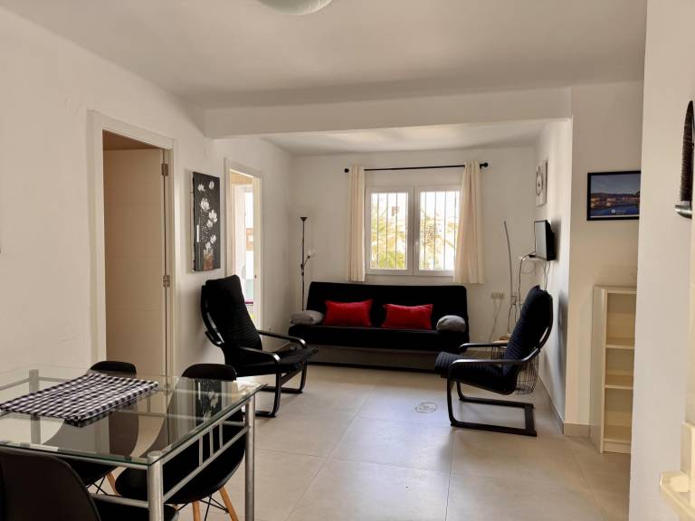 Holiday apartment with garden | Close to the beach | Pets allowed — photo 2