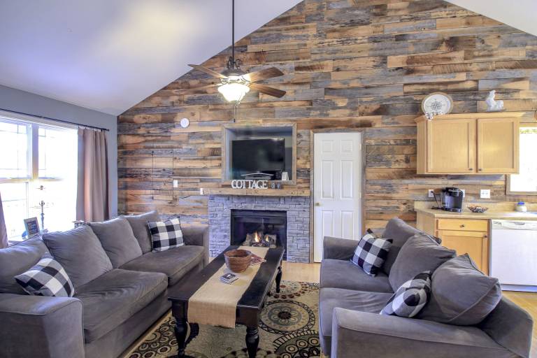 Cottage Taylorsville