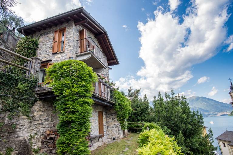 Casa Schignano