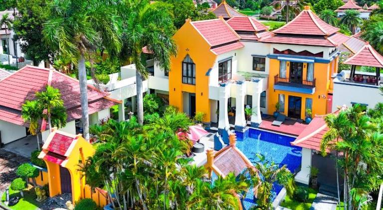 Luxury Retreat Villa with Grand Pool & Garden 奢華獨棟四卧室別墅 私人泳池花園 — photo 2