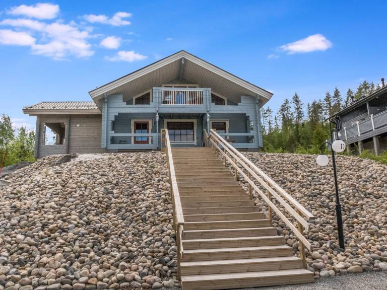 House with sauna & terrace | Nature view in Sotkamo