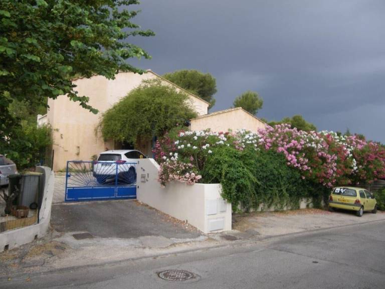 Maison de vacances Rognac