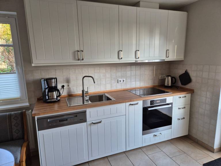 Fully equipped lovely vacation home with terrace, grill & garden | Sea view | Pets allowed — photo 5