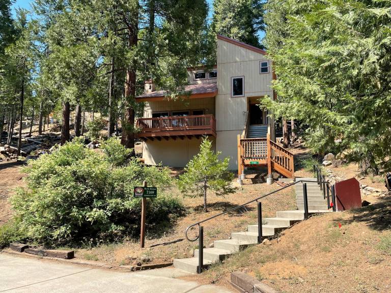 House Yosemite West