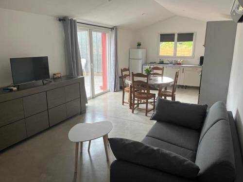 House  Saleilles