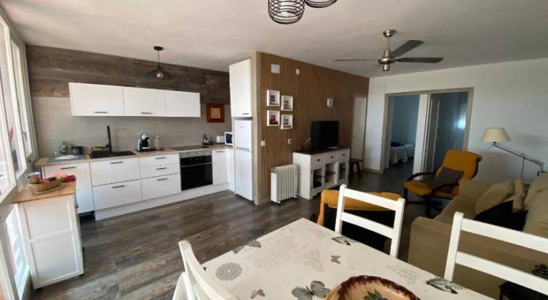 Rental apartment with pool, yard & terrace | Perfect for remote work — photo 2
