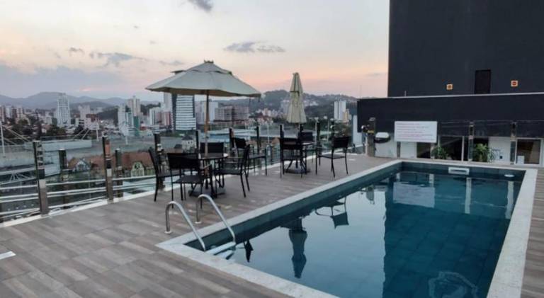Holiday apartment with pool — photo 2