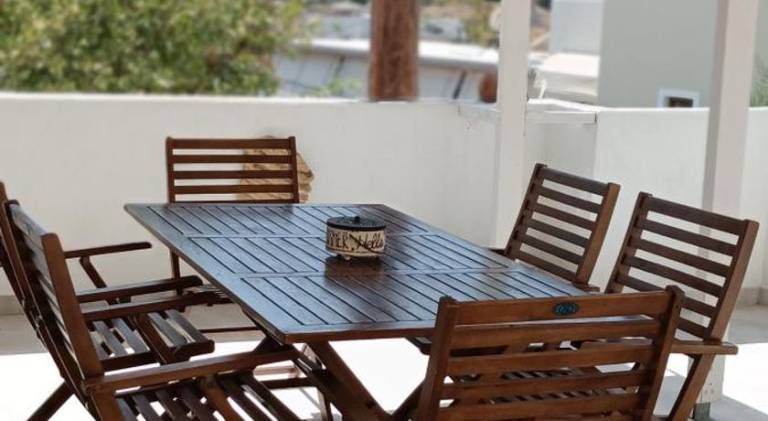 Rental apartment with terrace & yard — photo 5
