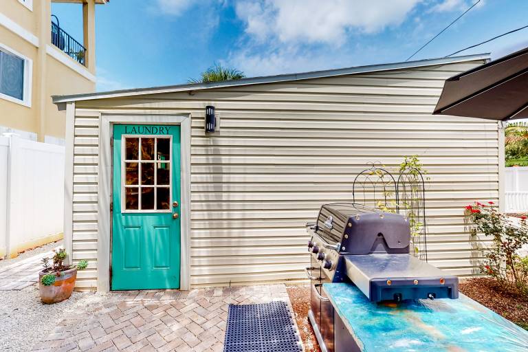 House Saint Pete Beach