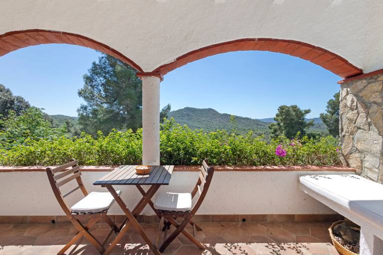 Fully equipped house with pool, garden & fast internet | Garden view | Good for workation | Pet-friendly — photo 3