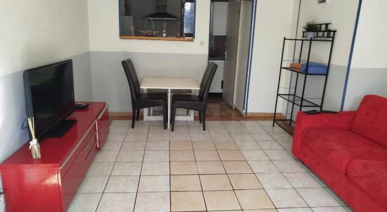 Apartment with 1 room for 5 persons in Avignon