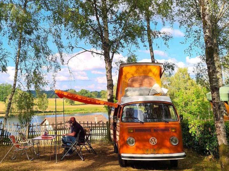 Mobile home with patio — photo 2