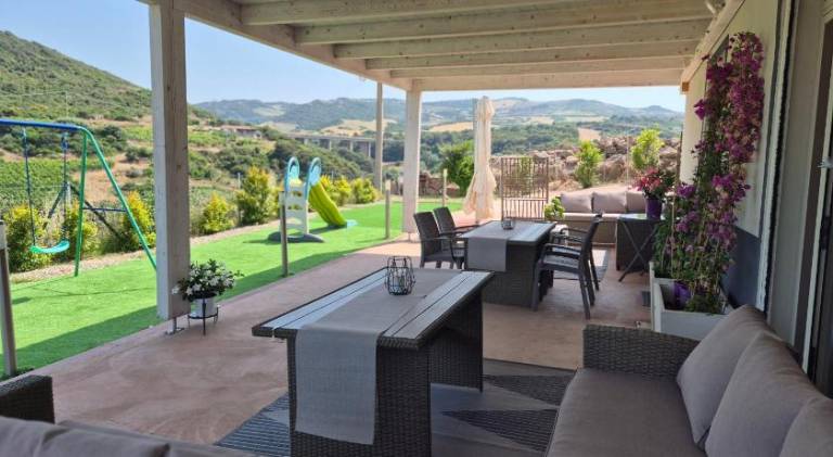 Vacation home with grill, terrace & garden in Castelsardo