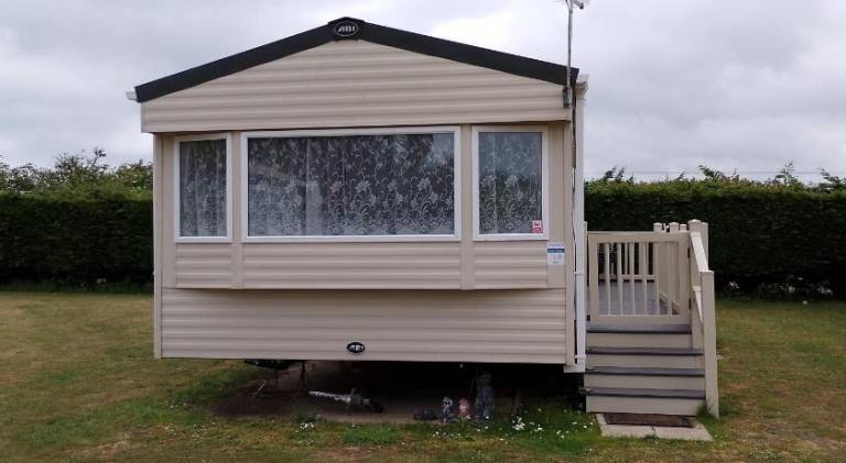 Nice holiday apartment with pool | Pet-friendly in Great Yarmouth