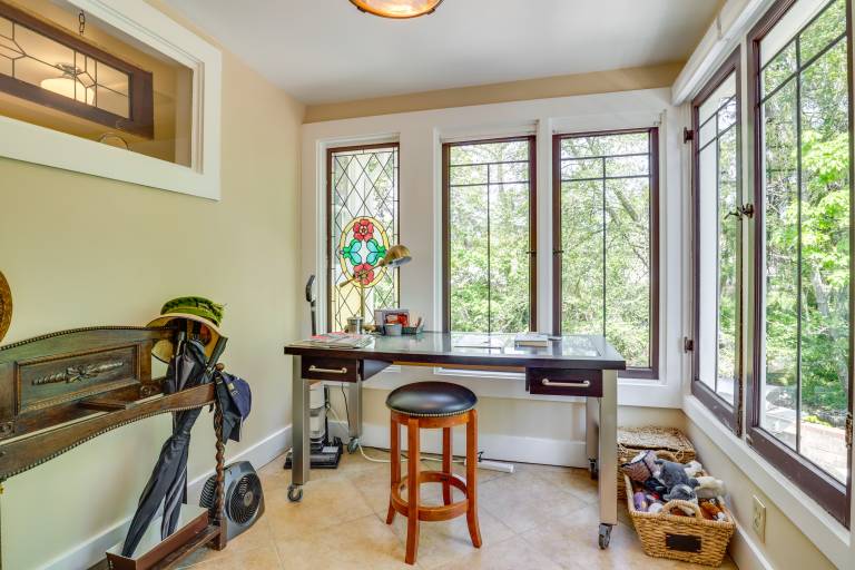 Historic Home Near Downtown Salem: Walk to Capitol — photo 4
