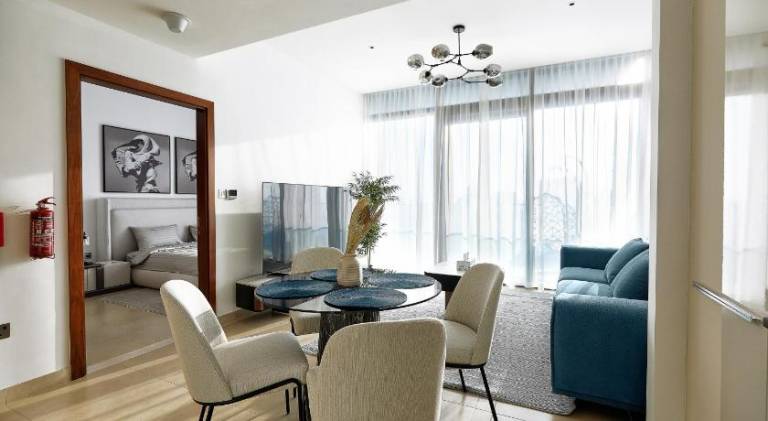 Apartment with private pool in Abu Dhabi
