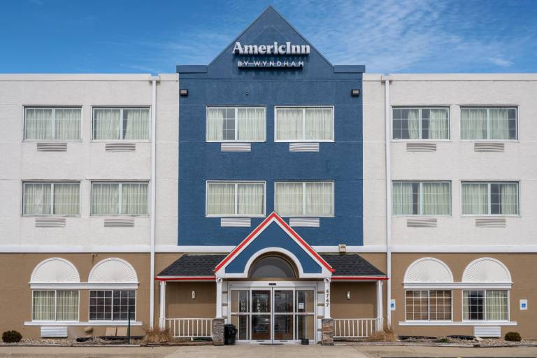 AmericInn by Wyndham Cedar Rapids North in Cedar Rapids, IA