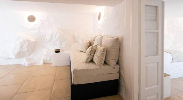 Villa with 4 rooms for 8 persons — photo 2