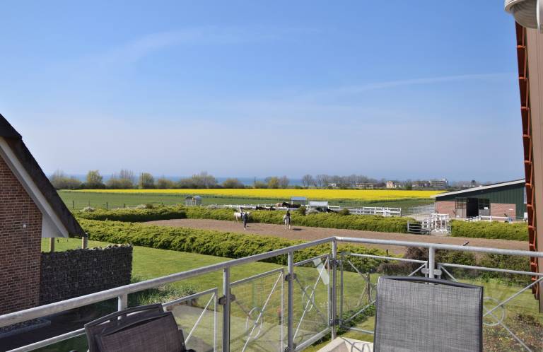 Ferienwohnung mit Pool in Fehmarn, Ostsee f&uuml;r max. 4 Personen