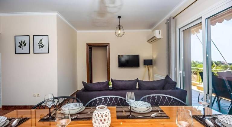 Apartment with terrace | Pets are welcome — photo 2