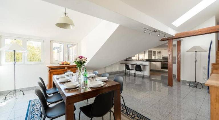 Rental apartment with terrace | Next to Wenceslas Square | Good for workation | Pets allowed — photo 3
