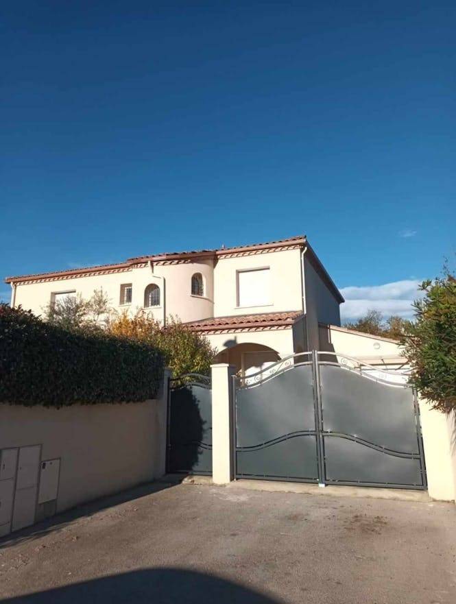 91 M² Chambre Privée ∙ 1 Chambre ∙ 1 Personne - Saint-Jean-de-Védas