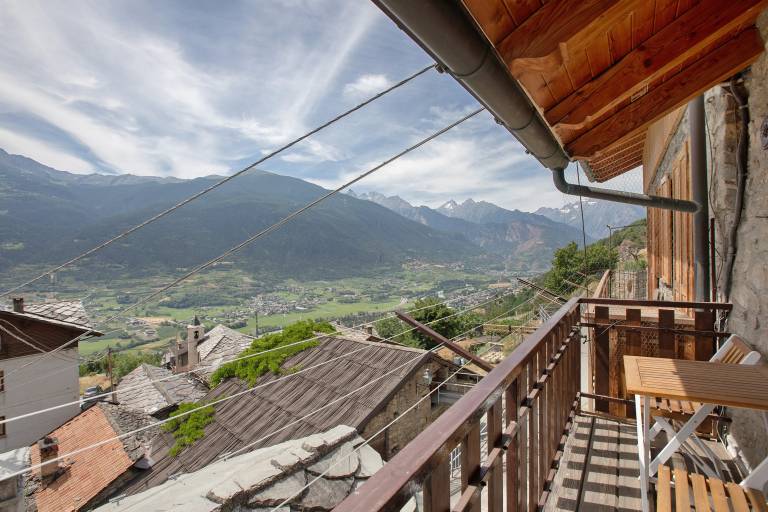 Apartment 'Ma Petite Maison' with Mountain View and Balcony — photo 3