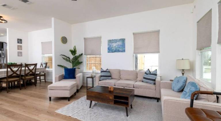 Beautiful vacation home | Dogs allowed in Fort Worth, TX