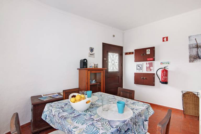 Holiday Home 'Amarela' with Private Outdoor Area and Wi-Fi — photo 4