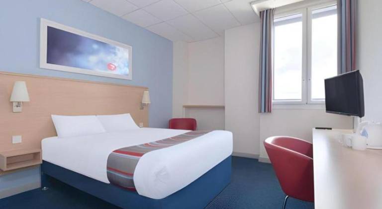 Travelodge Aberdeen Central — photo 5