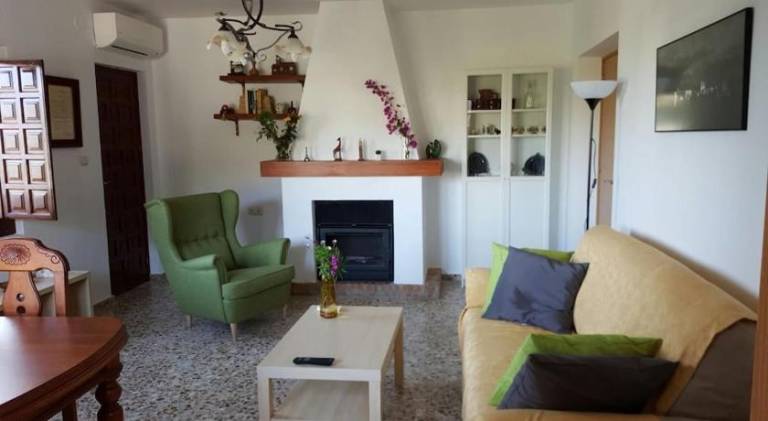 Fully equipped lovely vacation home with grill, private pool & yard | Pets are welcome — photo 2
