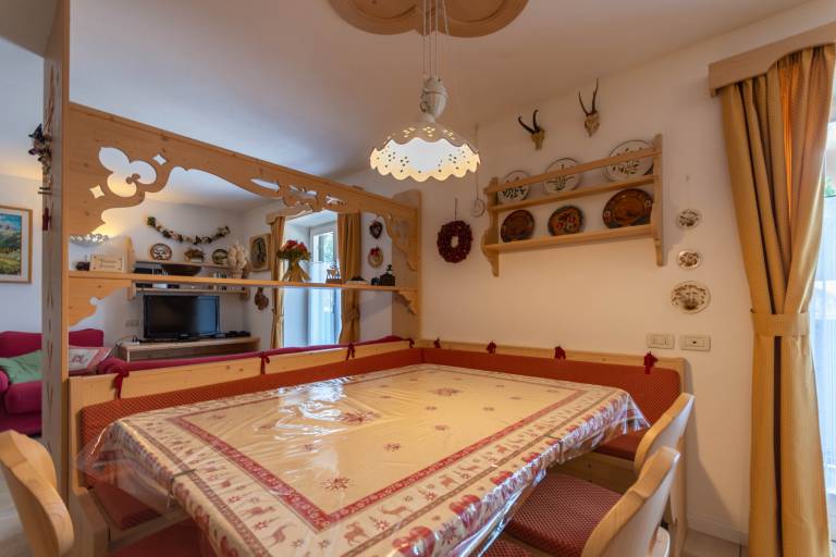 Rental apartment with 2 rooms for 5 persons — photo 2