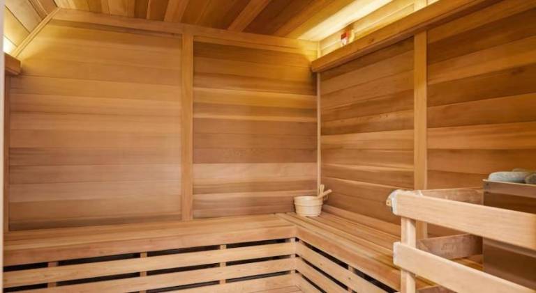 Rental apartment with hot tub — photo 5