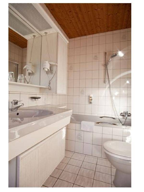Hotel Almrausch (DE Bad Reichenhall) - Nickolai Andrea - 505370 — photo 3