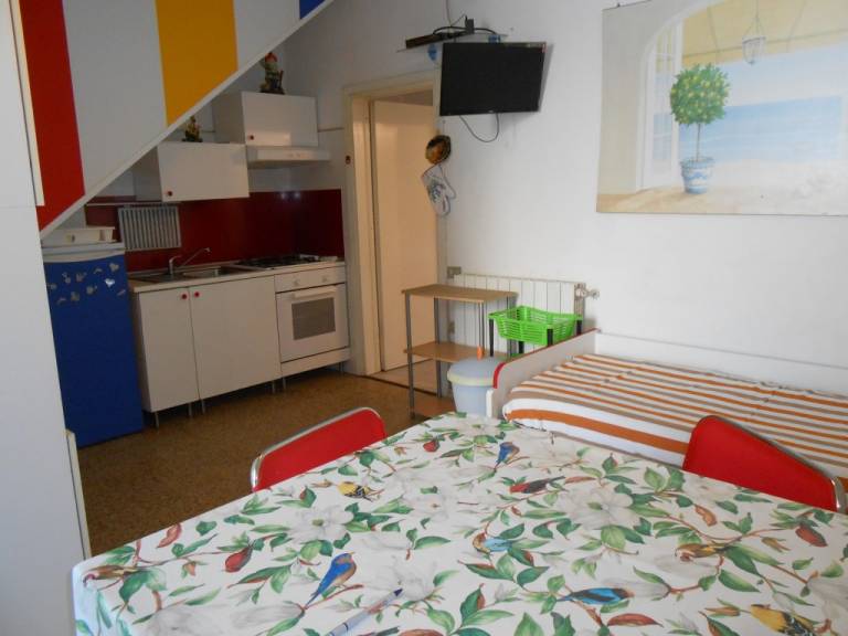 Family-friendly wonderful apartment with yard | Beach nearby | Pets are welcome — photo 3