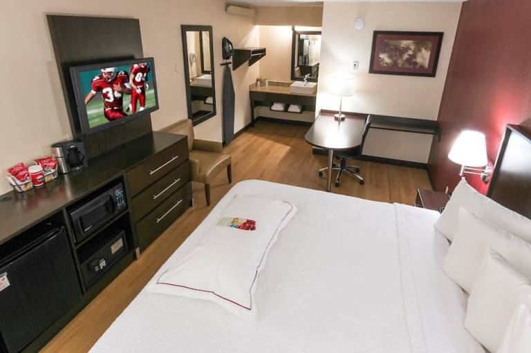 Red Roof Inn PLUS Chicago Hoffman Estates