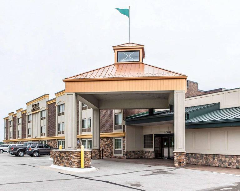 Quality Inn & Suites Ames Conference Center Near ISU Campus in Ames, IA