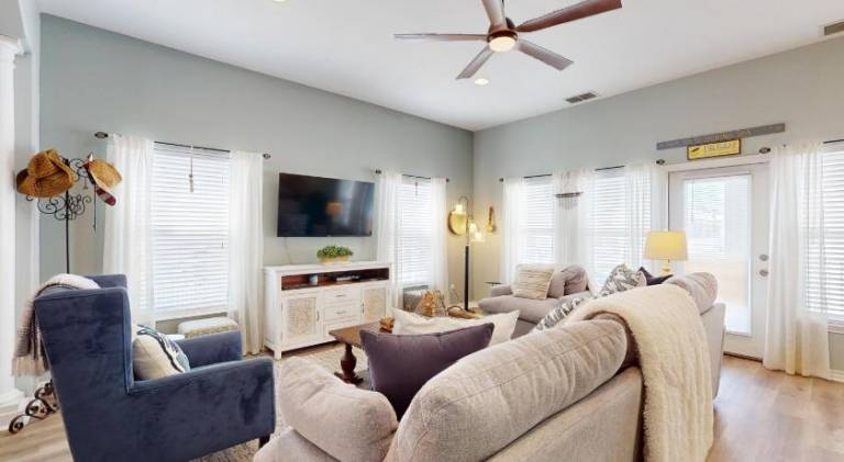 Vacation home with pool in Corpus Christi, TX