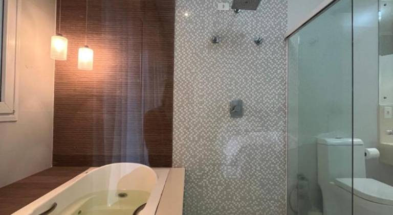 Villa with hot tub — photo 2