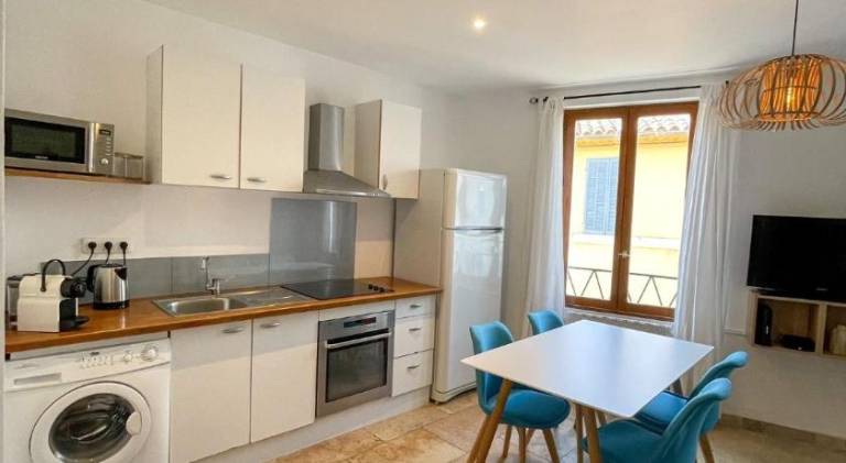 Rental apartment with 2 rooms for 4 persons — photo 3